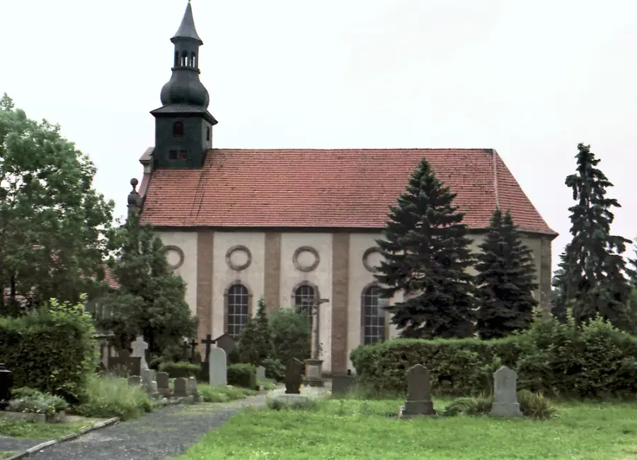 Brennholz & Kaminholz Lieferung nach Dermbach (PLZ 36466) – Kammergetrocknetes Buchenholz von Brennholzhandel Vey