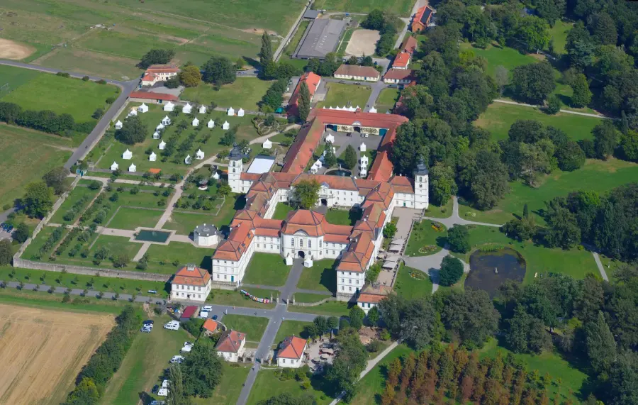 Brennholz & Kaminholz Lieferung nach Eichenzell (PLZ 36124) – Kammergetrocknetes Buchenholz von Brennholzhandel Vey