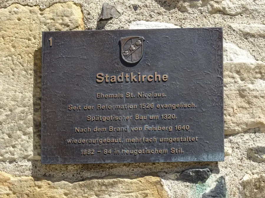 Brennholz & Kaminholz Lieferung nach Felsberg (PLZ 34587) – Kammergetrocknetes Buchenholz von Brennholzhandel Vey