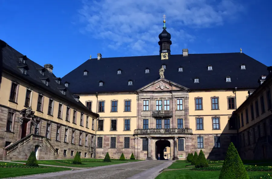 Brennholz & Kaminholz Lieferung nach Fulda (PLZ 36037) – Kammergetrocknetes Buchenholz von Brennholzhandel Vey