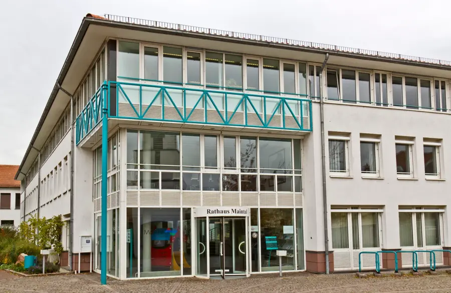 Brennholz & Kaminholz Lieferung nach Maintal (PLZ 63477) – Kammergetrocknetes Buchenholz von Brennholzhandel Vey