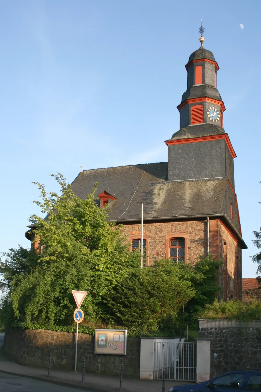 Brennholz & Kaminholz Lieferung nach Neuberg (PLZ 63543) – Kammergetrocknetes Buchenholz von Brennholzhandel Vey