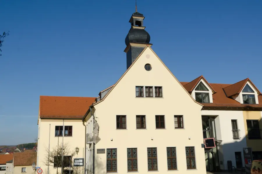 Brennholz & Kaminholz Lieferung nach Nüdlingen (PLZ 97720) – Kammergetrocknetes Buchenholz von Brennholzhandel Vey