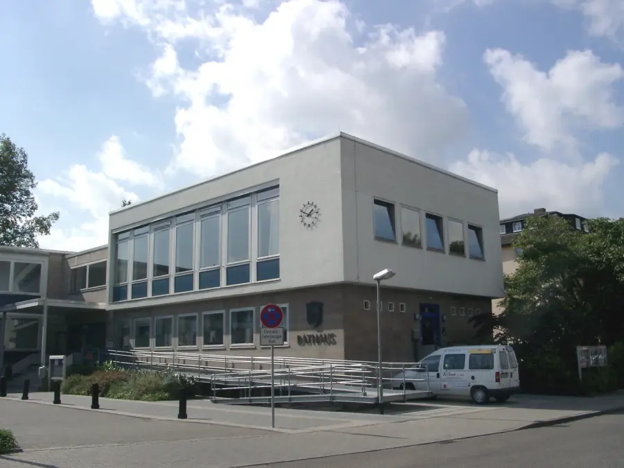 Brennholz & Kaminholz Lieferung nach Obertshausen (PLZ 63179) – Kammergetrocknetes Buchenholz von Brennholzhandel Vey