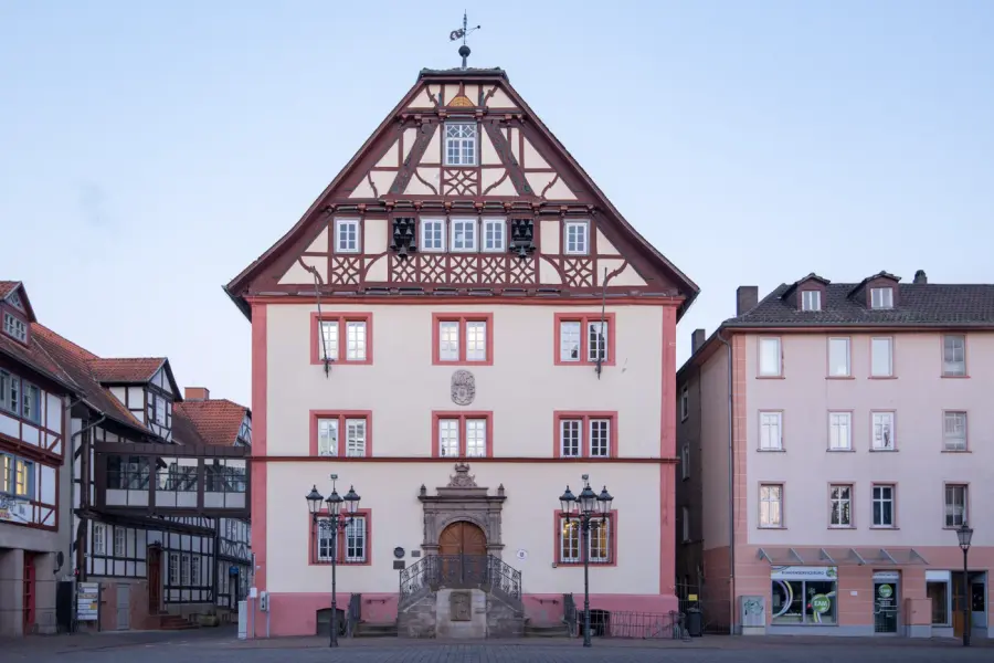 Brennholz & Kaminholz Lieferung nach Rotenburg an der Fulda (PLZ 36199) – Kammergetrocknetes Buchenholz von Brennholzhandel Vey