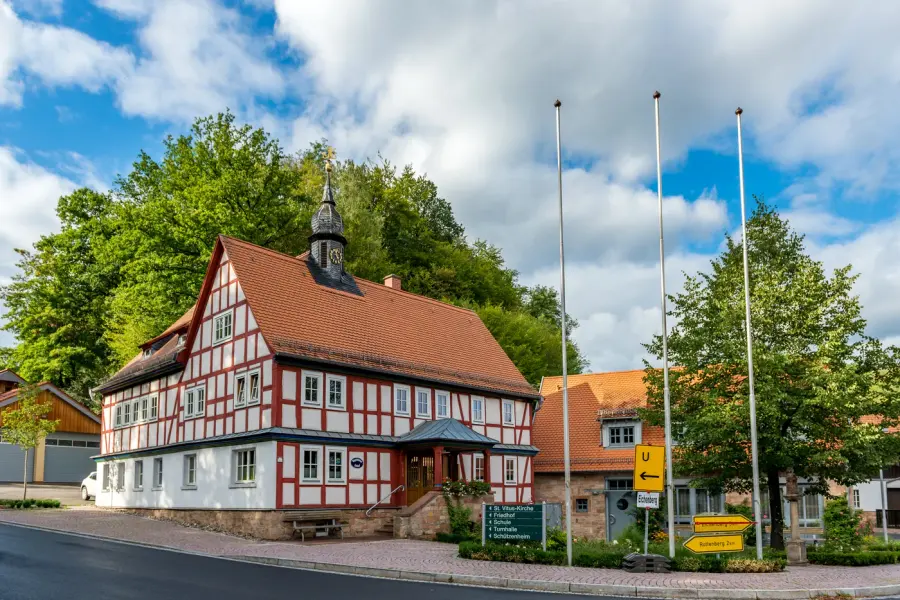 Brennholz & Kaminholz Lieferung nach Sailauf (PLZ 63877) – Kammergetrocknetes Buchenholz von Brennholzhandel Vey