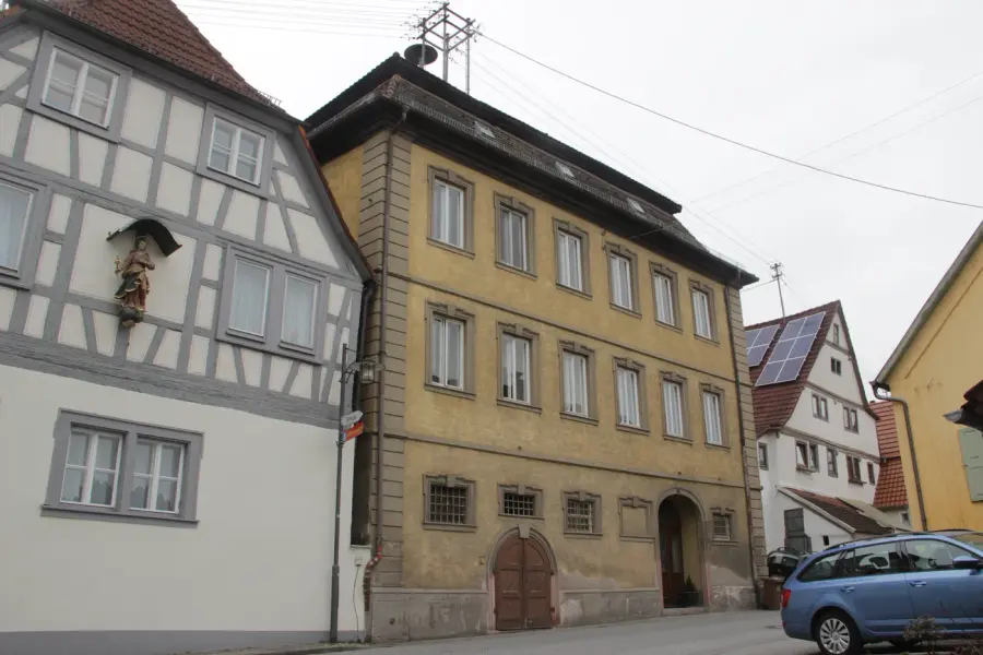 Brennholz & Kaminholz Lieferung nach Zell am Main (PLZ 97299) – Kammergetrocknetes Buchenholz von Brennholzhandel Vey