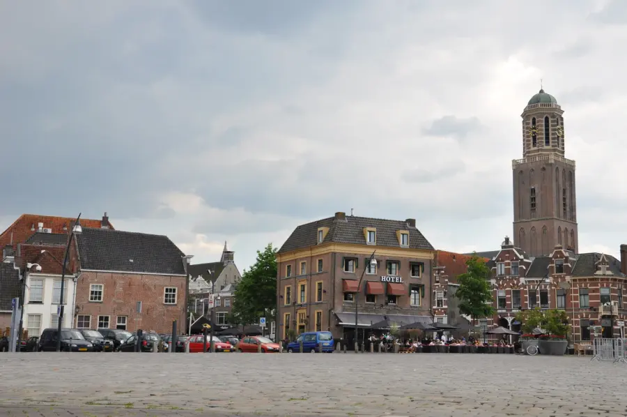 Brennholz & Kaminholz Lieferung nach Zwolle (PLZ 8011) – Kammergetrocknetes Buchenholz von Brennholzhandel Vey